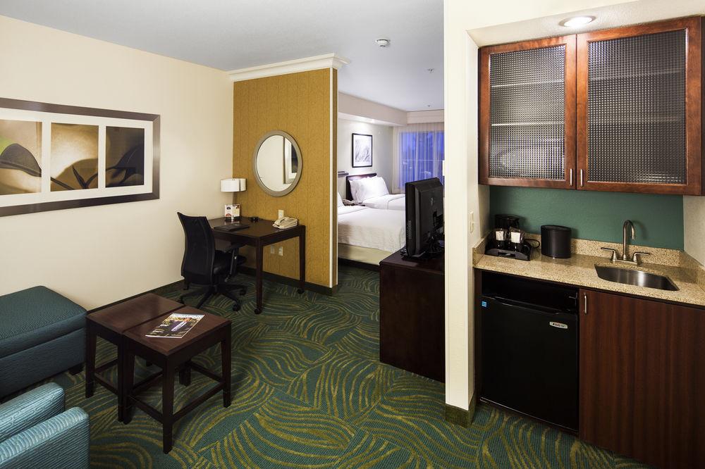 สปริงฮิลล์ สวีท แซคราเมนโต แอร์พอร์ต นาโตมัส Hotel ซาคราเมนโต ภายนอก รูปภาพ